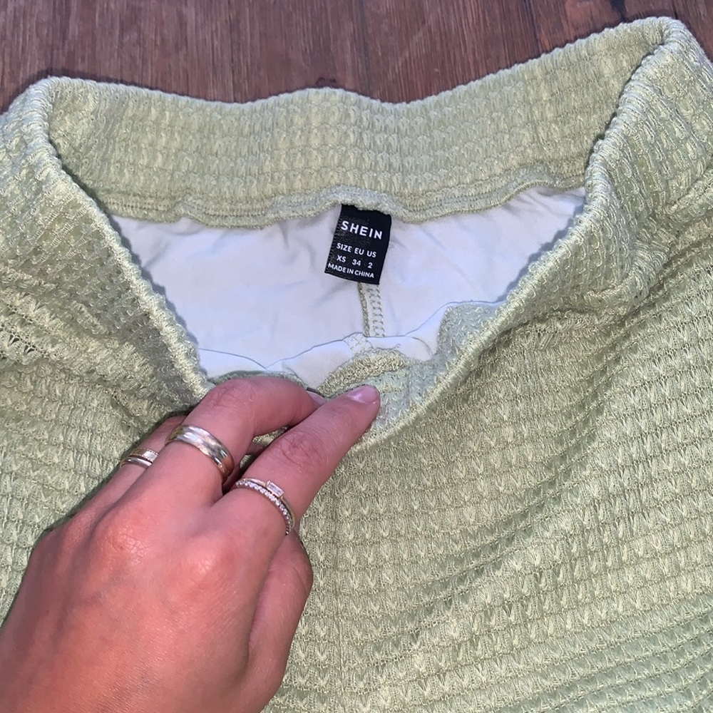 High Waisted Green Flare Knit Lined Pants - Picture 4 of 6
